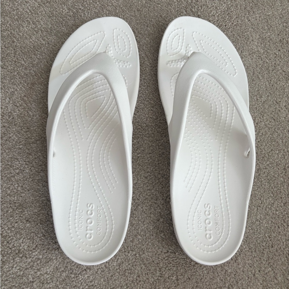 Crocs Women's White Sandals NWOT size 10